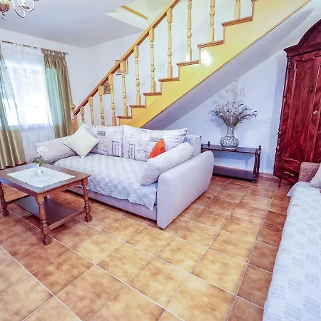 Marietta Holiday home *