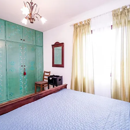 Marietta * أوماغ